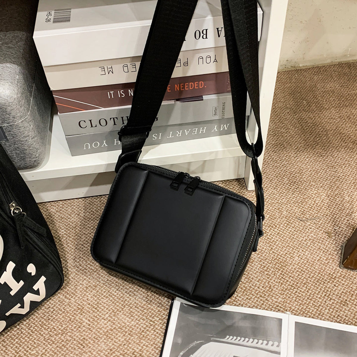 Crossbody Messenger Bag LoungeYard — product view 4