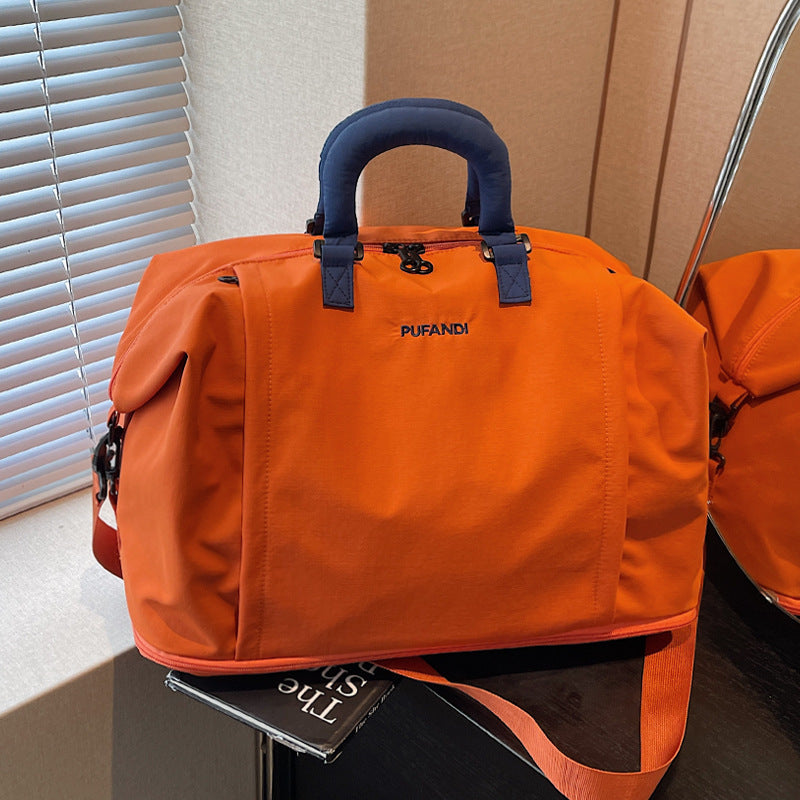 Spacious Travel Weekender Bag — product view 2