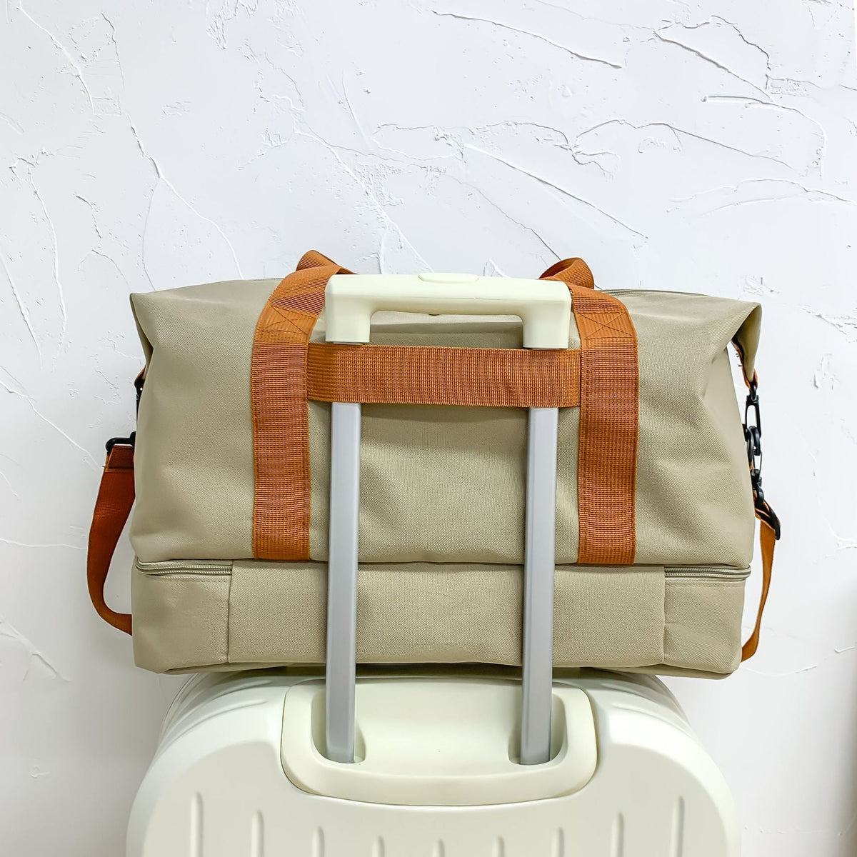 Stylish Travel Duffle Bag LoungeYard — product view 1