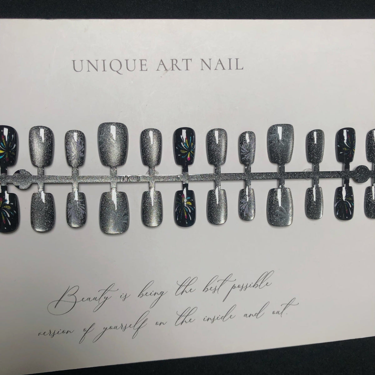 Artistic Sparkle Press-On Nail Set — product view 3