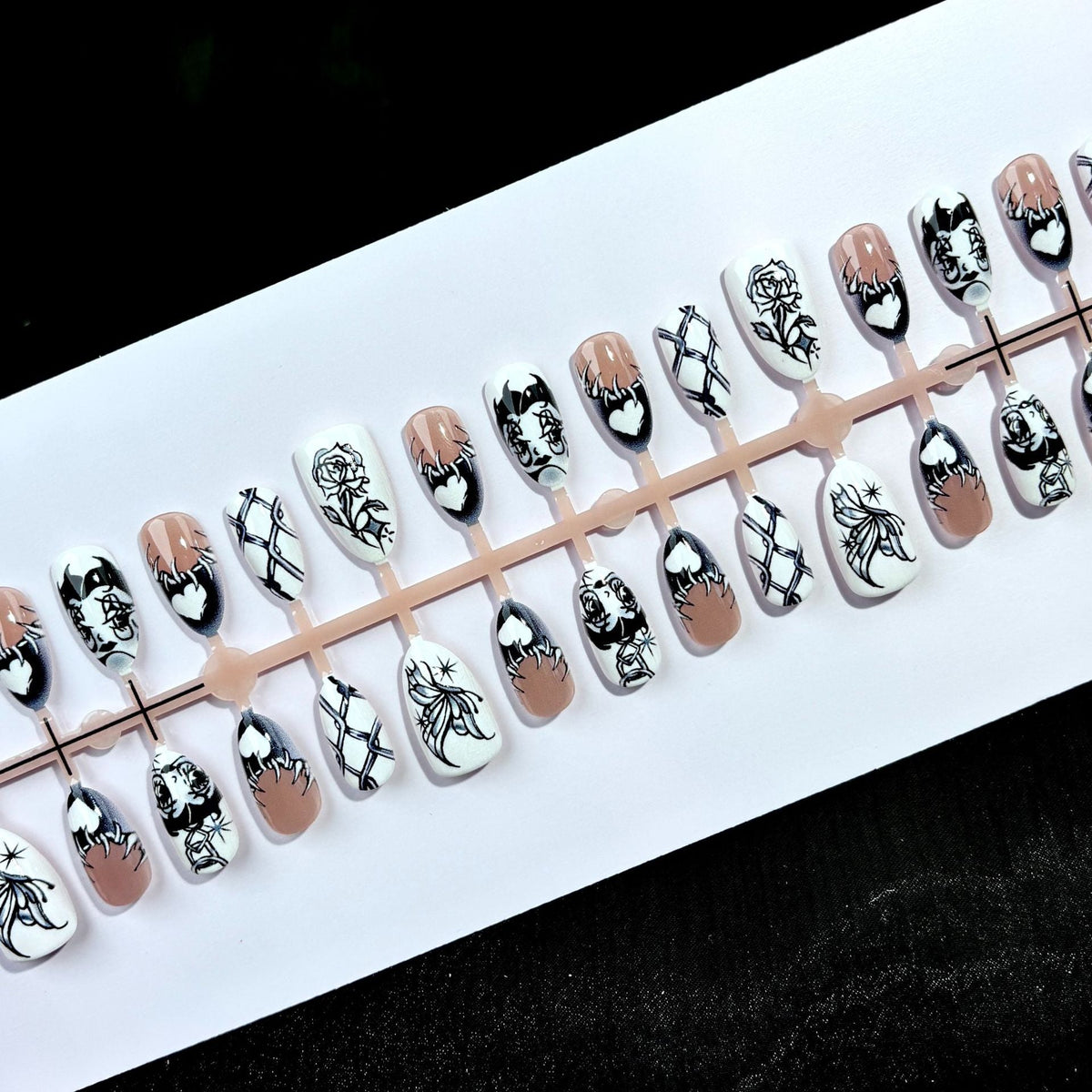 Artistic Press-On Nail Art Set with Unique Graphic Designs — product view 2