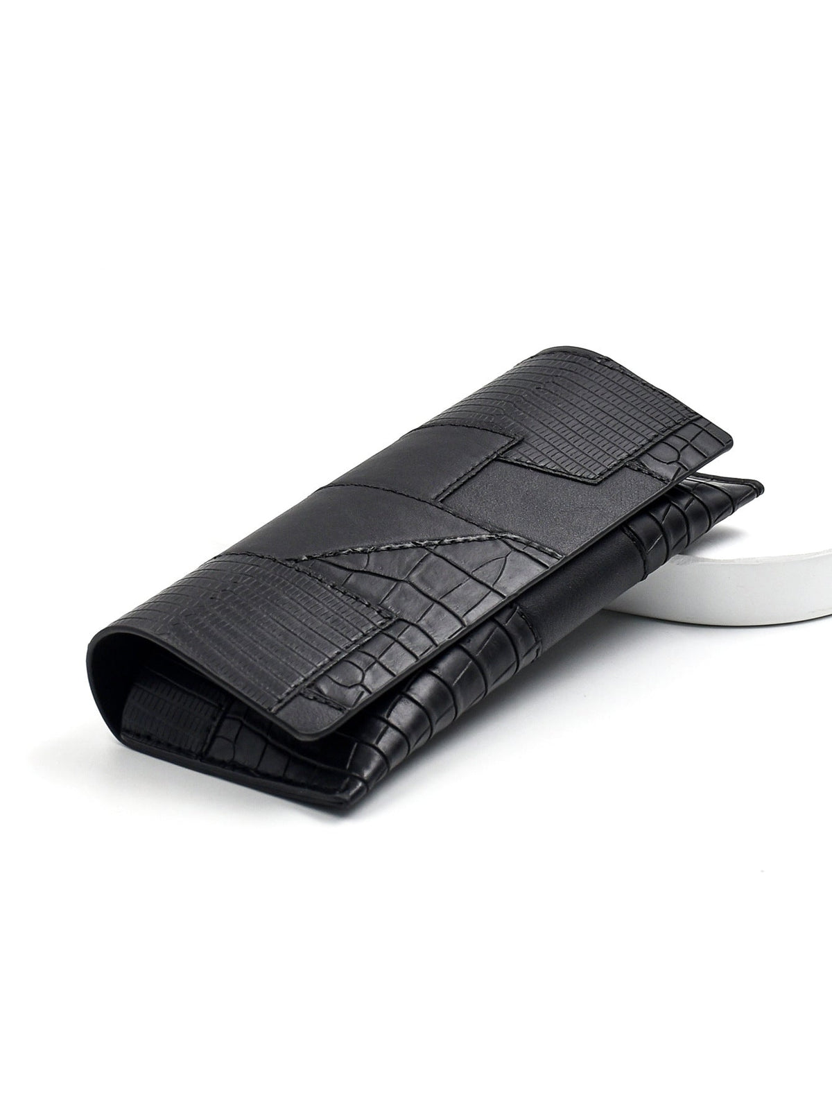 Luxury Croc-Embossed Clutch Wallet LoungeYard — product view 7