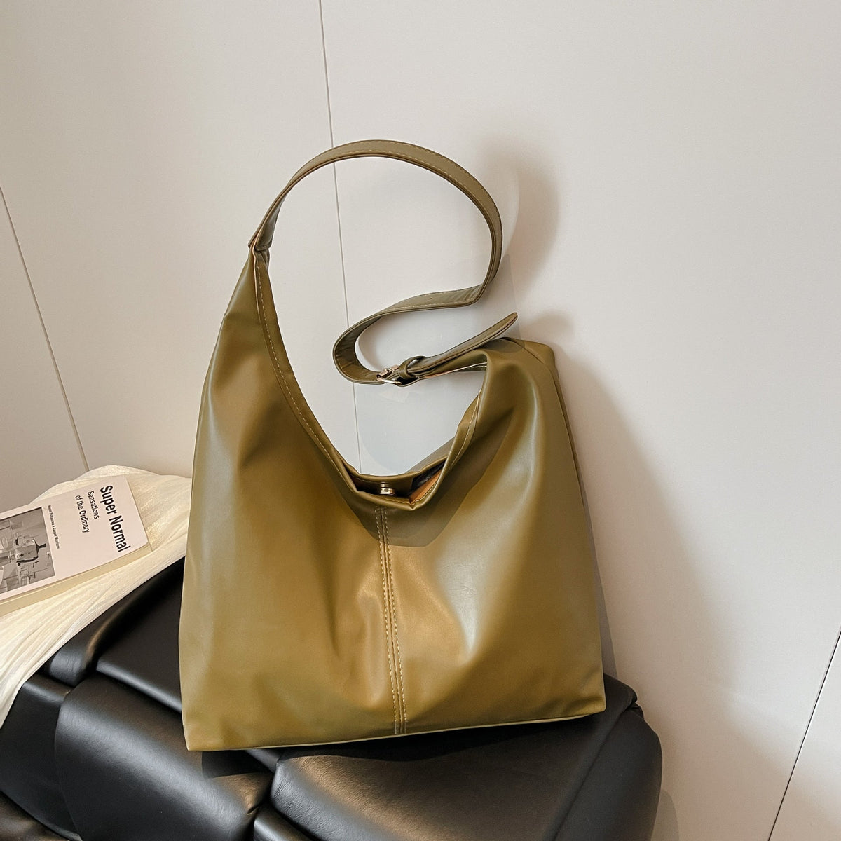 Elegant Leather Tote — product view 7