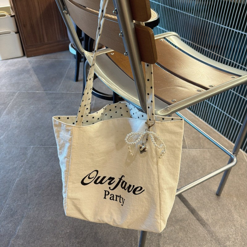 Trendy Beach Bag LoungeYard — product view 3