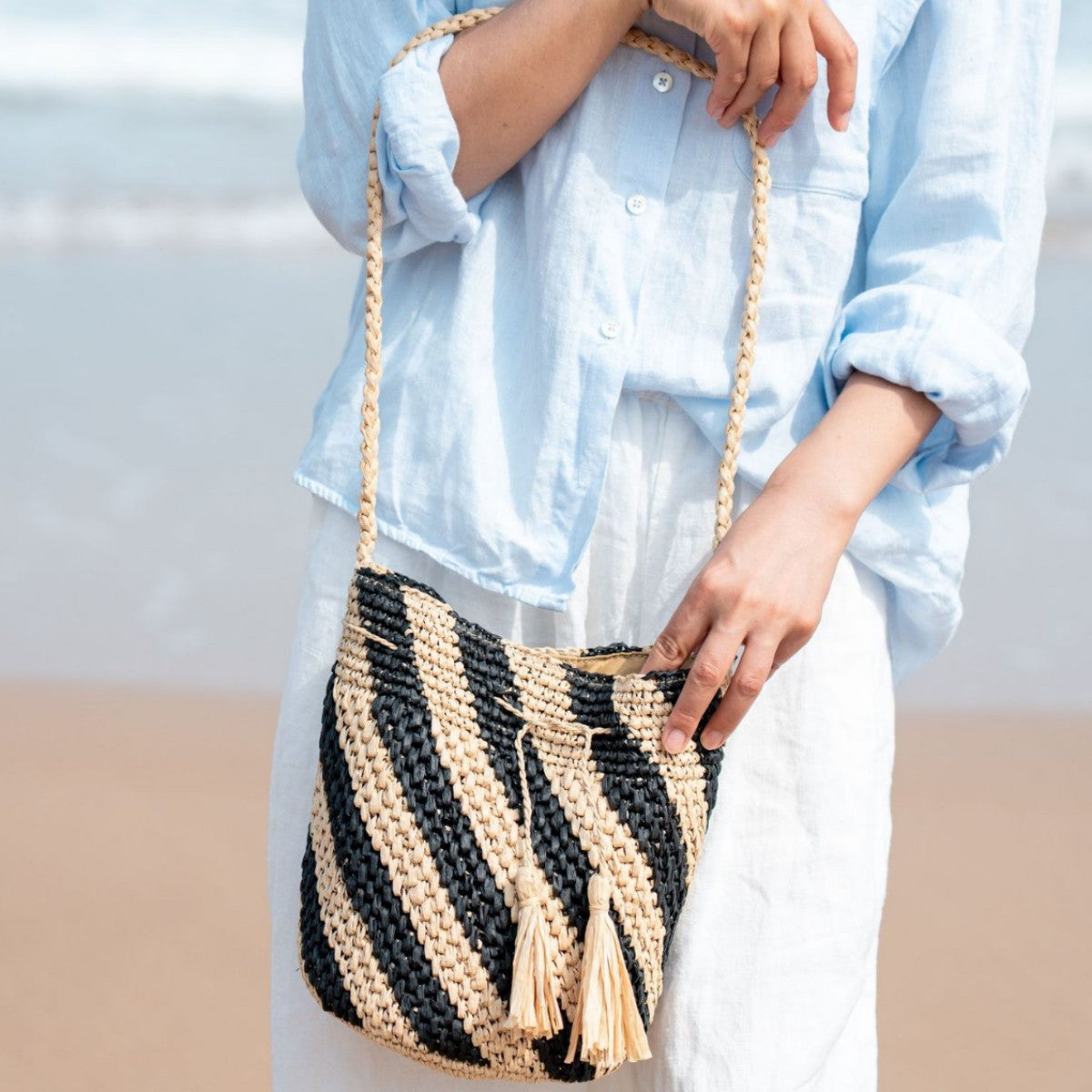 Shoulder bag LoungeYard — product view 4