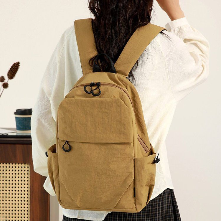 Everyday backpack with elastic side pockets LoungeYard — product view 2