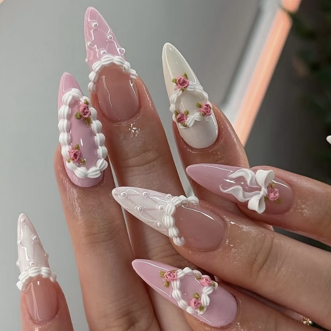 Decorative Floral Press-On Nail Art Set — product view 3