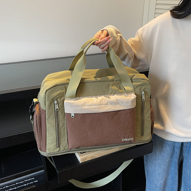 Multifunctional Sports Travel Bag with Ergonomic Carrying System LoungeYard — product view 1