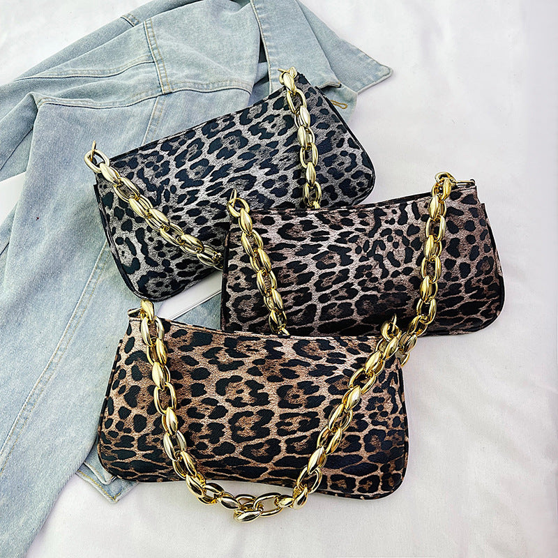 Animal Print Evening Clutch — product view 4