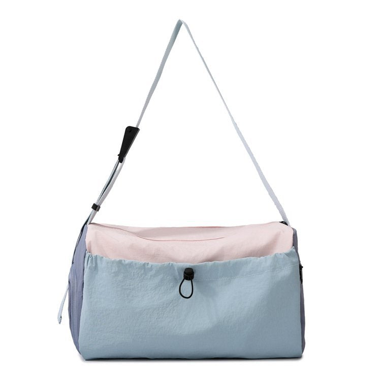 Versatile Lightweight Travel Duffle Bag LoungeYard — product view 2