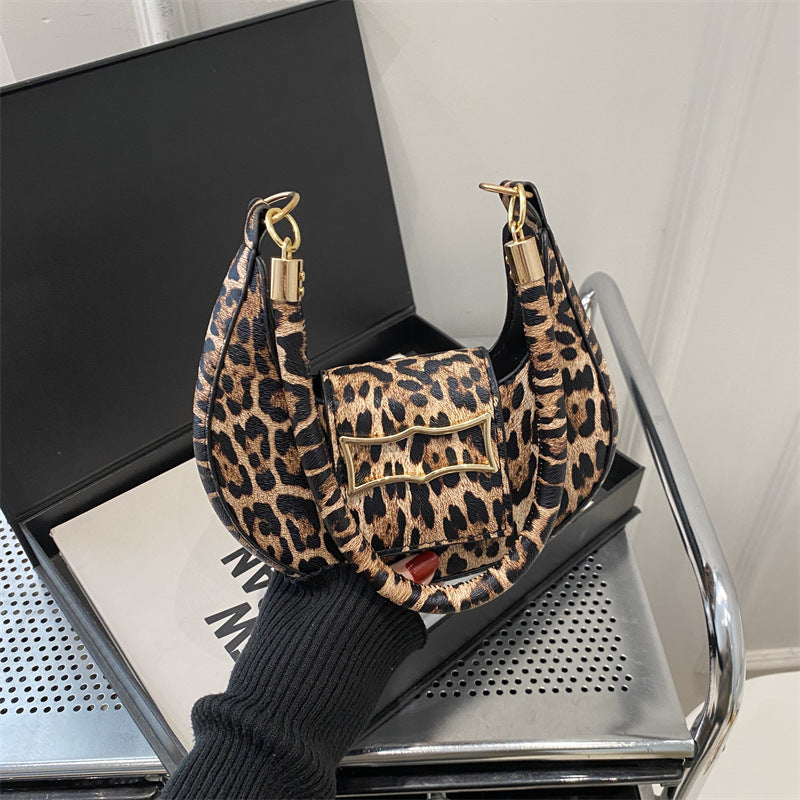 Stylish Leopard Print Handbag LoungeYard — product view 6