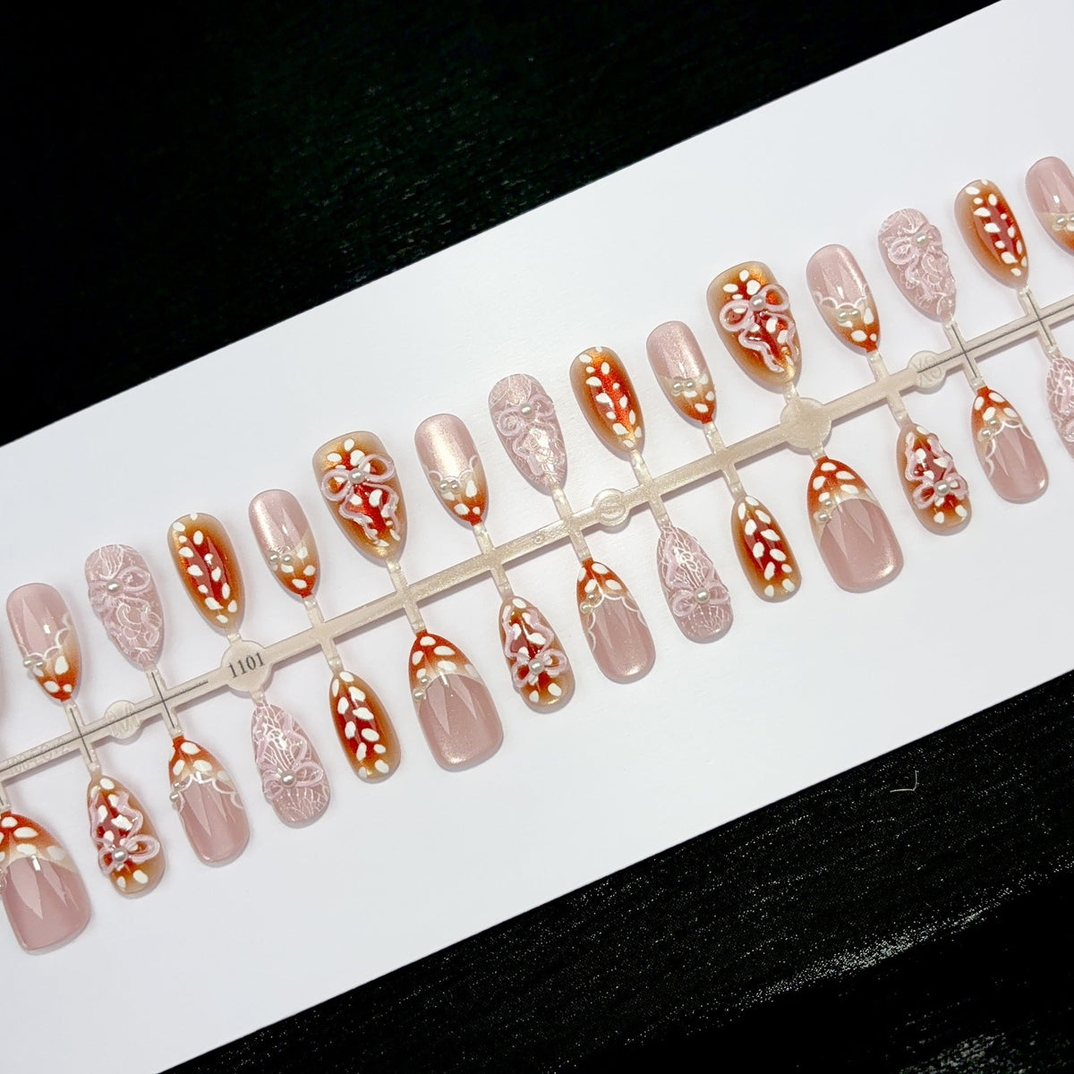 Decorative Press-On Nail Set with Floral Embellishments 1790746076 — product view 2