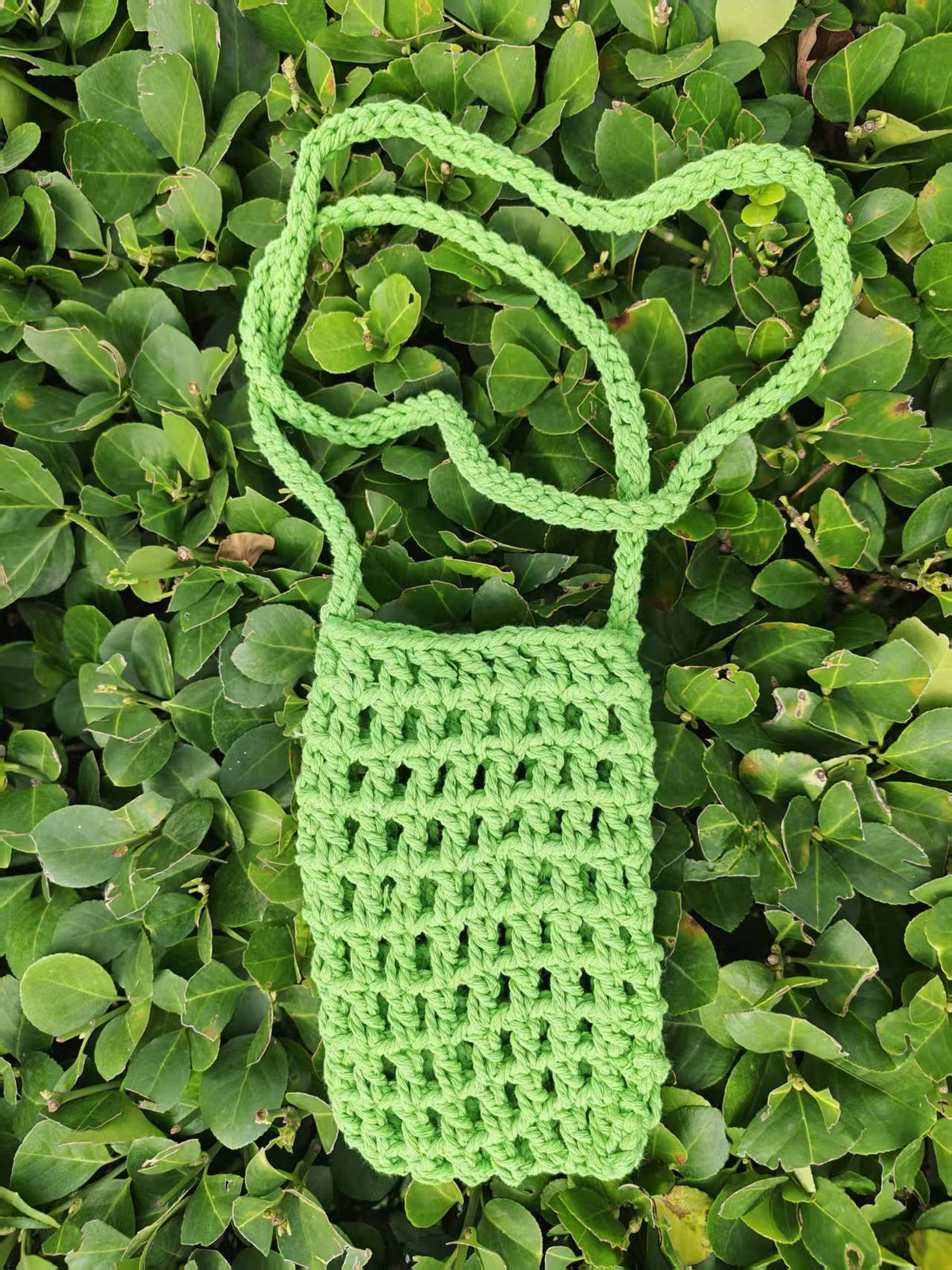 Hand-knotted shoulder bag LoungeYard — product view 6