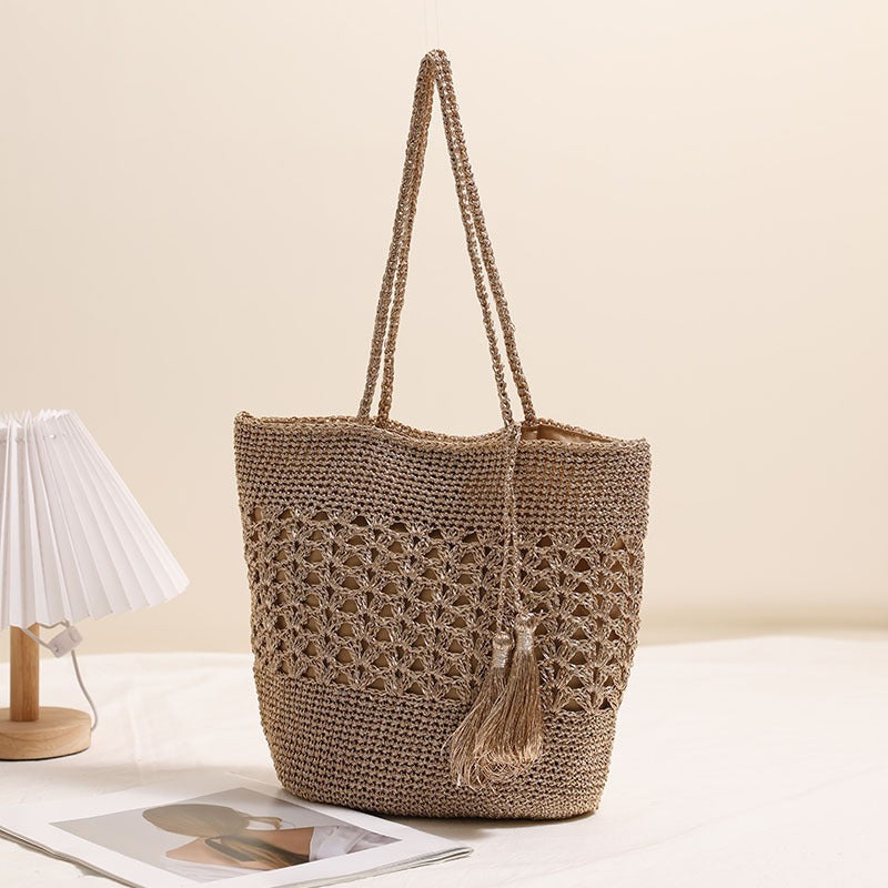 Crocheted tote bag with elegant tassels LoungeYard — product view 3