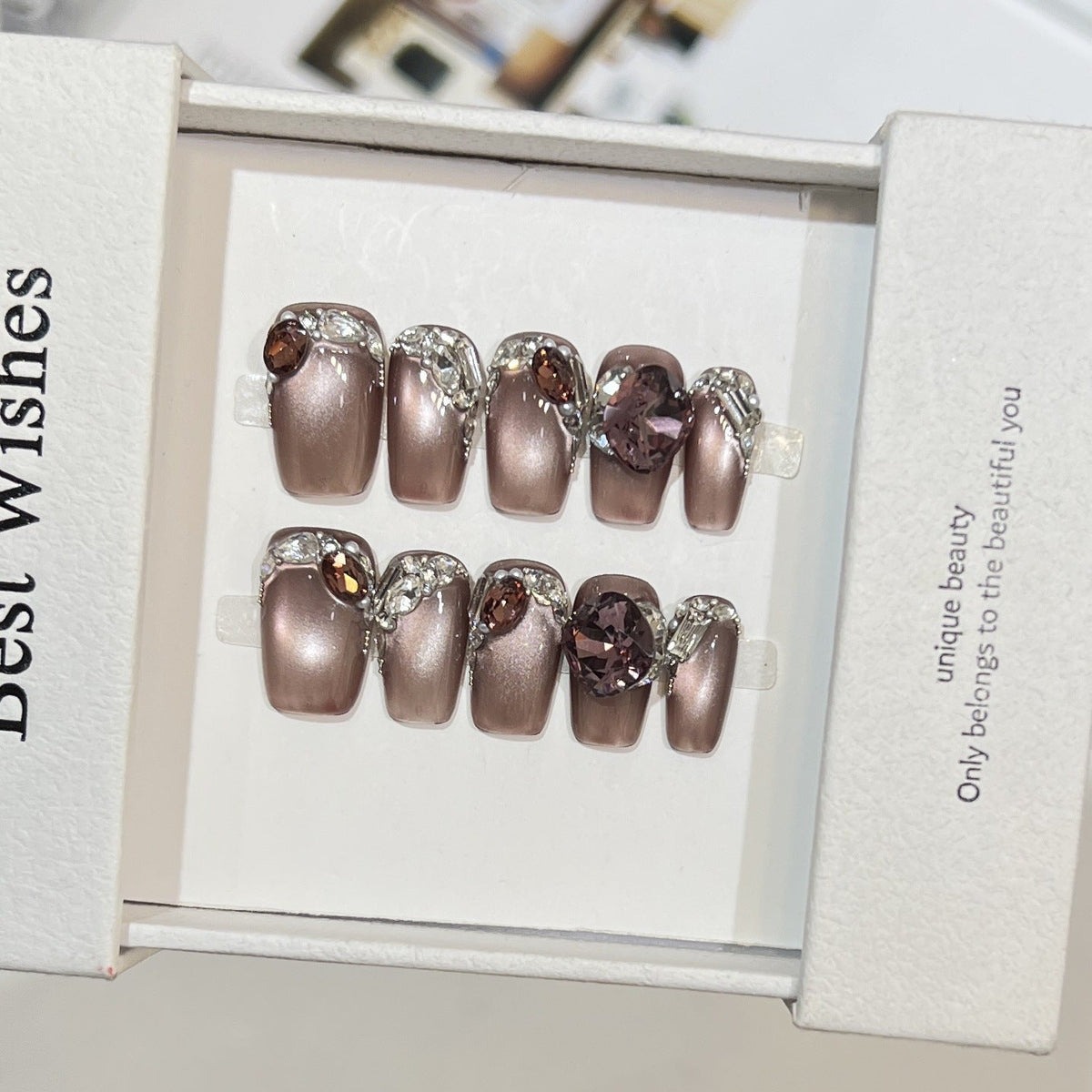 Premium Elegant Decorative Press-On Nails — product view 2