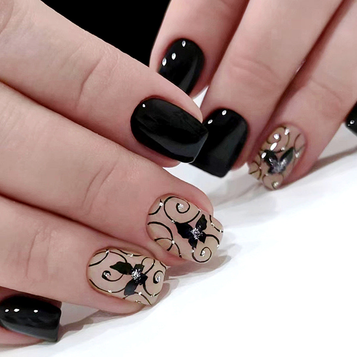 Artistic Nail Art Set — product view 2