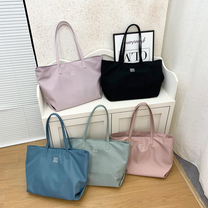 Functional Everyday Tote — product view 2