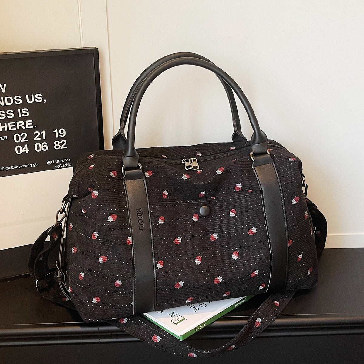 Stylish Quilted Weekend Duffle Bag LoungeYard — product view 7