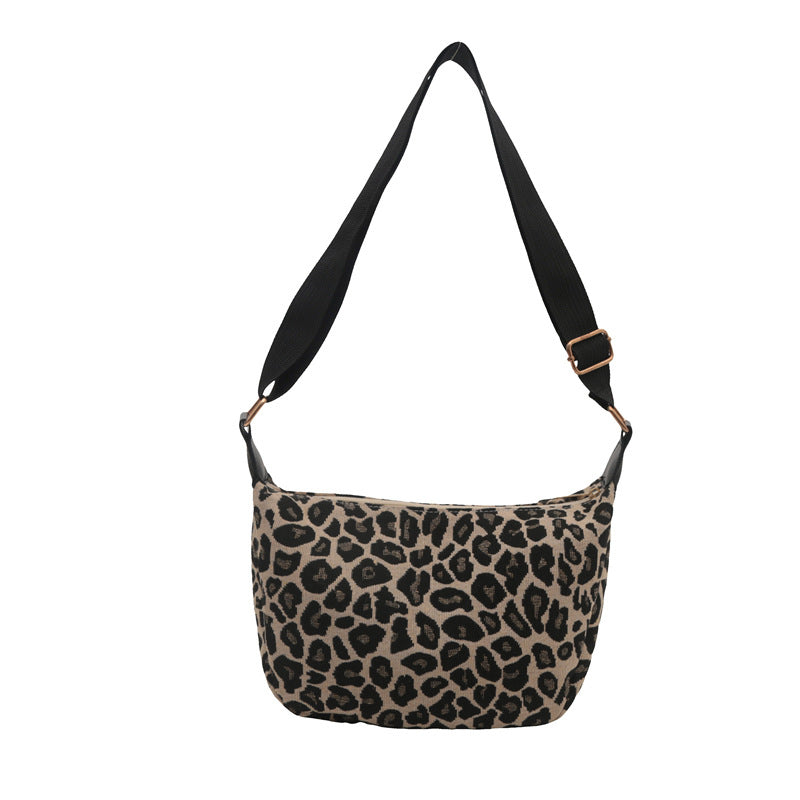 Casual Everyday Shoulder Bag — product view 4