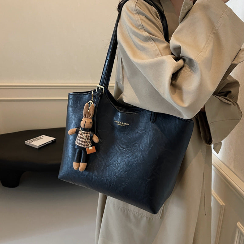 Premium Leather Tote LoungeYard — product view 4
