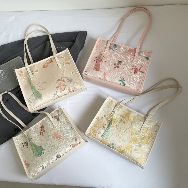 Embroidered Butterfly Pattern Handbag LoungeYard — product view 4