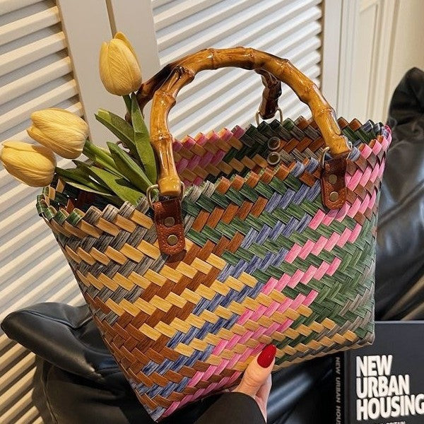 Striking Handbag LoungeYard — product view 1