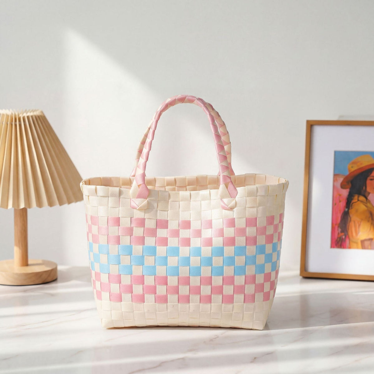 Handwoven Beach Bag LoungeYard — product view 1