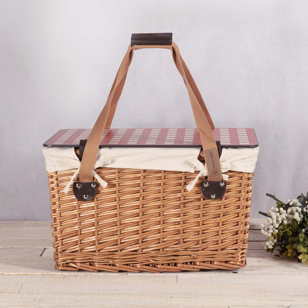 Women's picnic basket with padded lid and sturdy carrying handles LoungeYard — product view 3