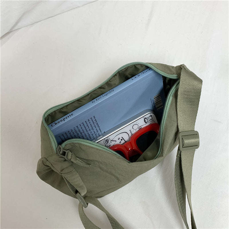 Comfortable shoulder bag with adjustable shoulder strap LoungeYard — product view 4