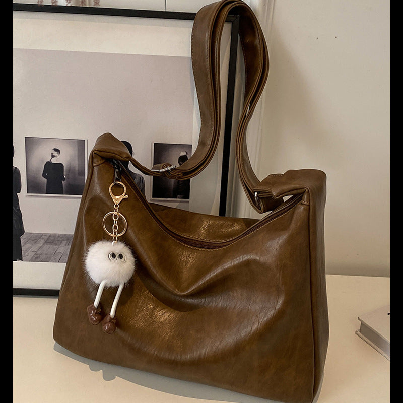 Chic Slouchy Hobo Bag LoungeYard — product view 4