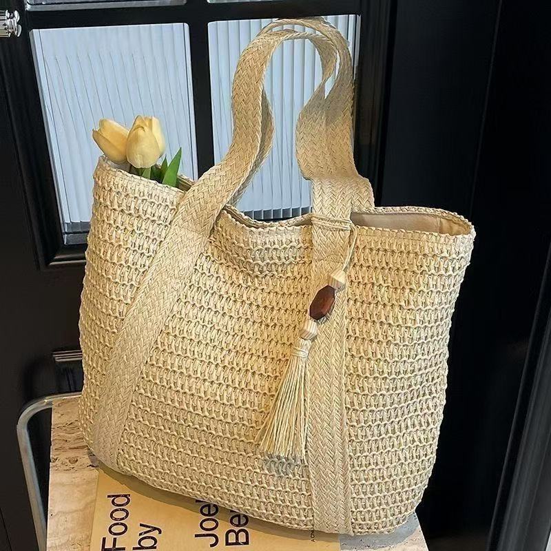 Handmade Basket Bag LoungeYard — product view 3