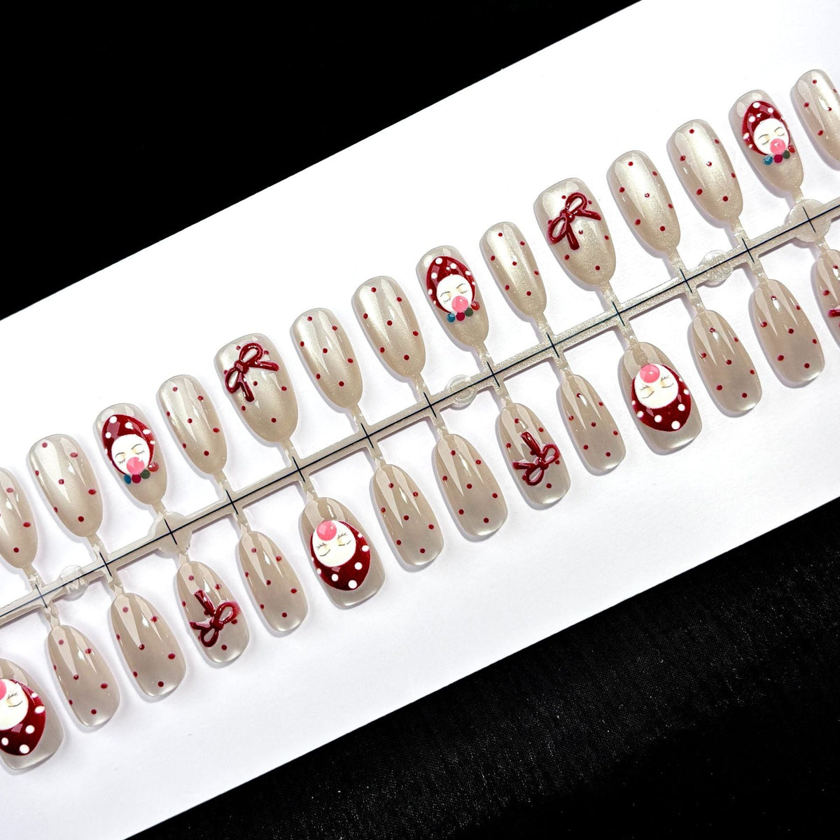 Festive Character-Themed Press-On Nail Set — product view 2
