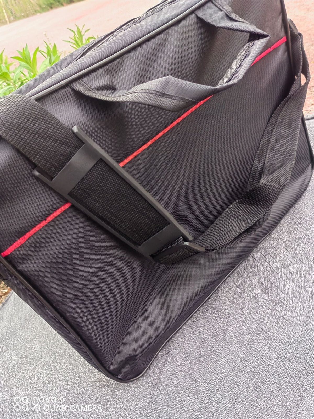 Professional Slim Document Briefcase LoungeYard — product view 6
