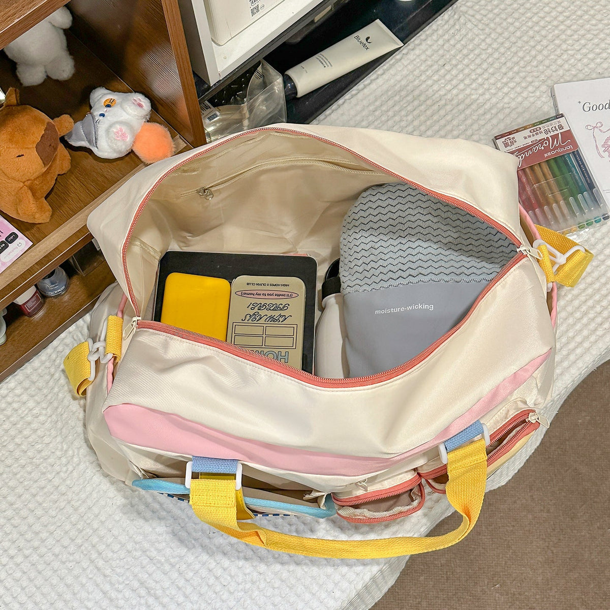 Padded Sports And Travel Bag With Multiple Compartments LoungeYard — product view 3