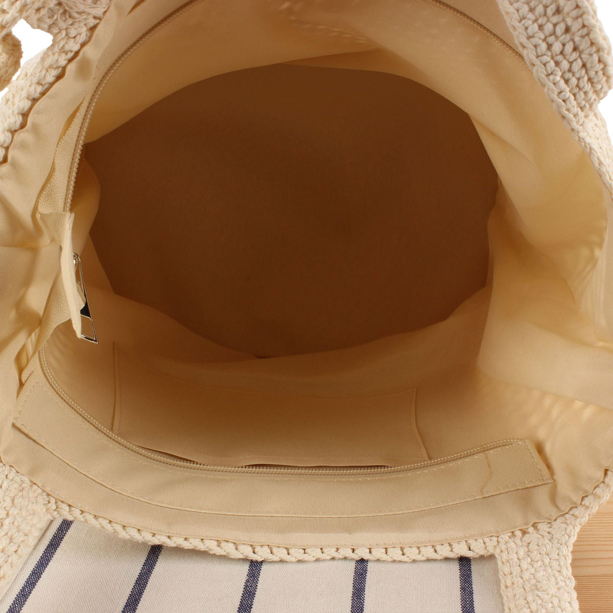 Handbag Made from Sustainable Natural Material LoungeYard — product view 3