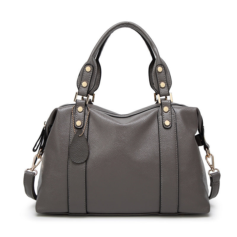 Versatile handbag with removable shoulder strap LoungeYard — product view 5
