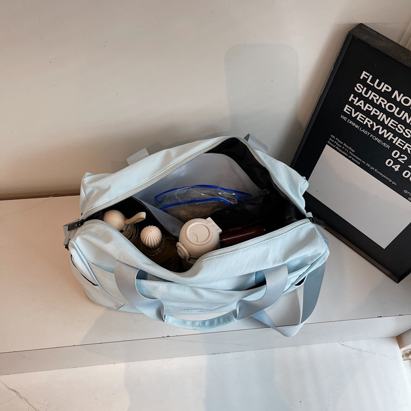 Versatile Travel Duffle Bag LoungeYard — product view 4