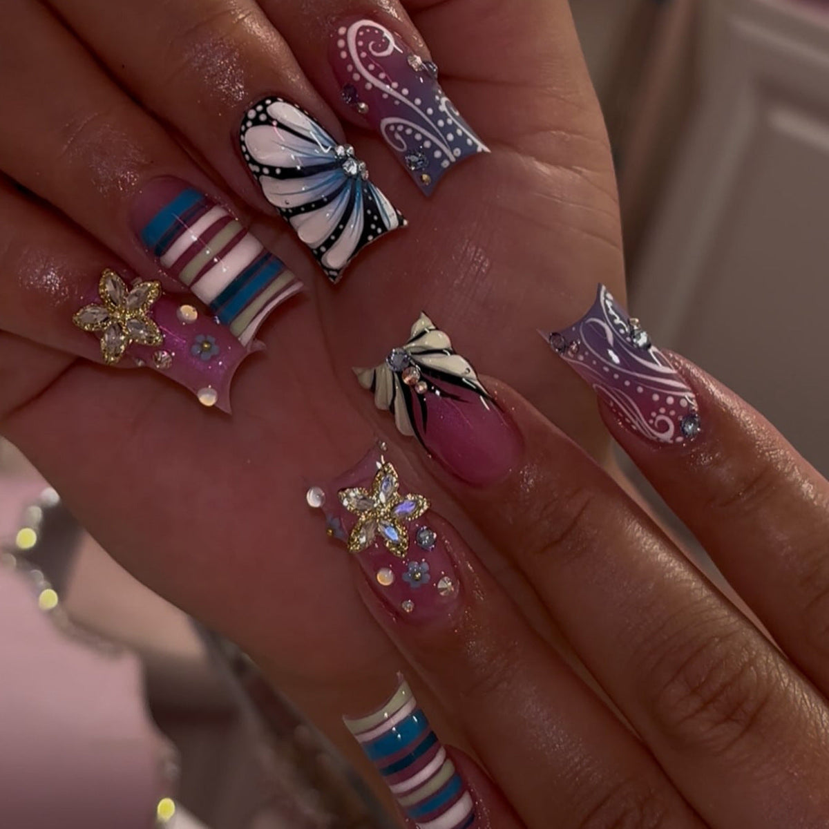 Premium Artistic Nail Art Design Kit — product view 2