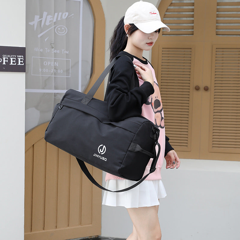 Versatile Sports Carry Duffel LoungeYard — product view 2