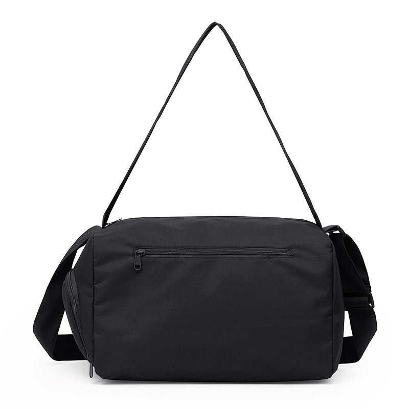 Versatile Sports Duffel Bag — product view 3