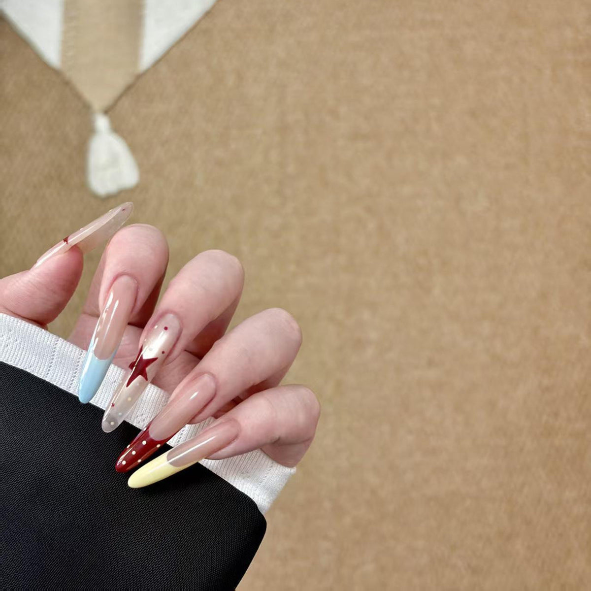 Glamorous Stiletto Nail Tips — product view 3