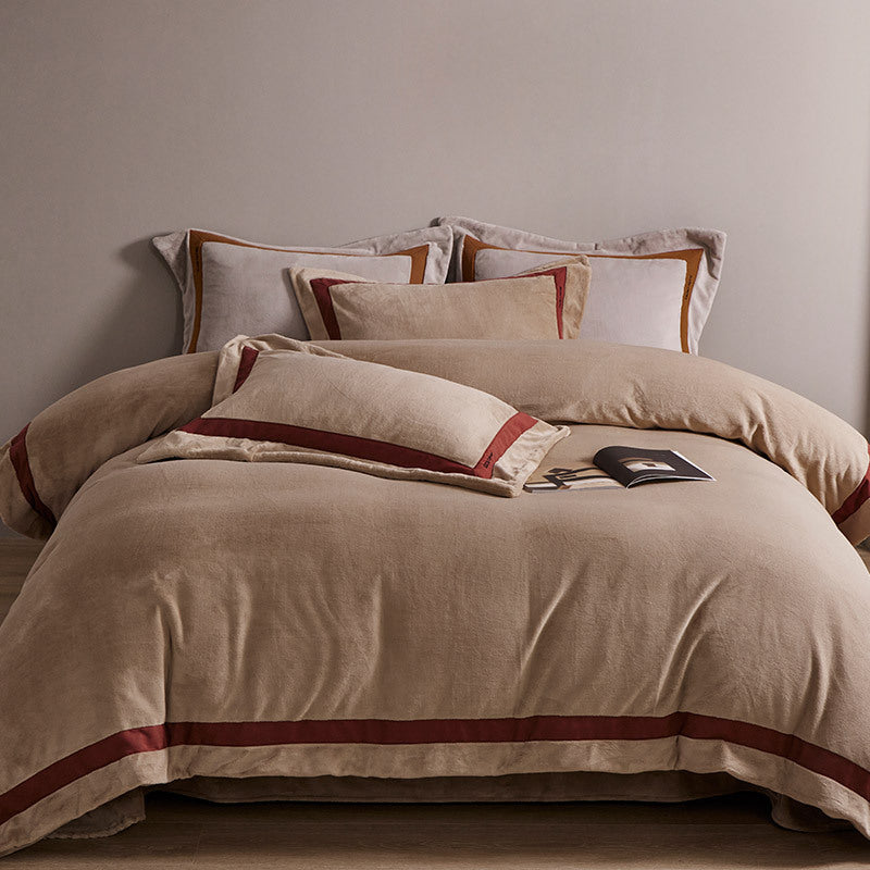 Luxurious velvet bedding set with contrasting satin trim — product view 4