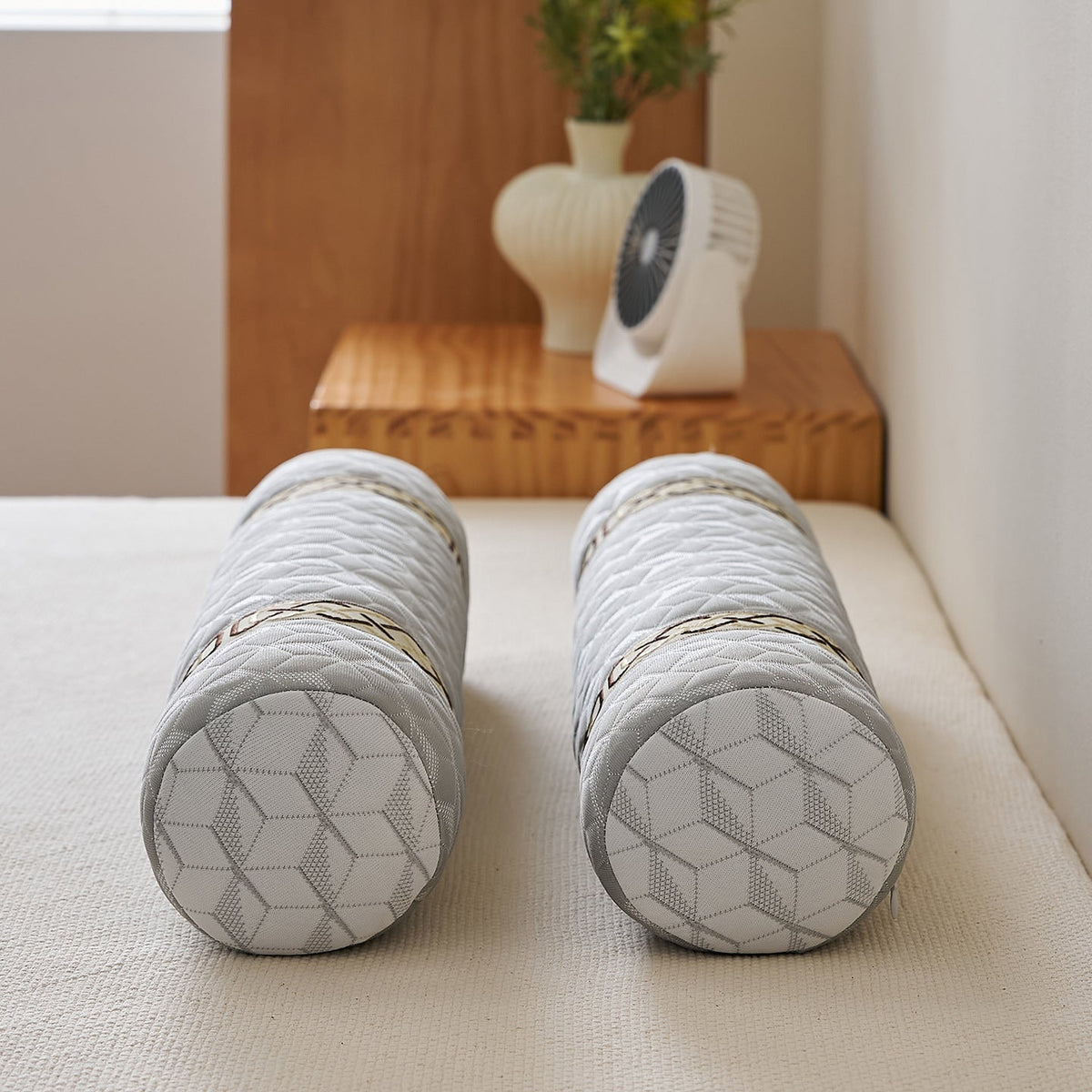 Ergonomic comfort rollers LoungeYard — product view 2