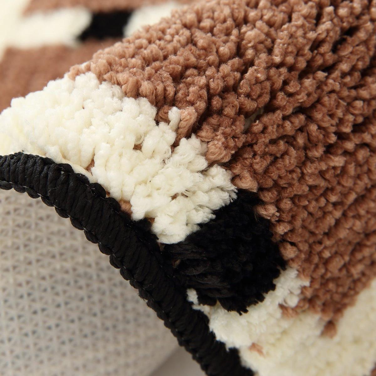 Soft Plush Square Pattern Bath Mat — product view 1