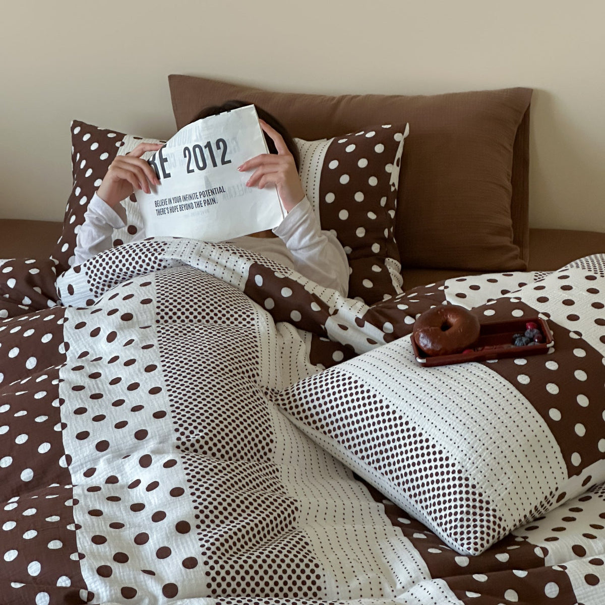 Reversible cotton percale bedding set with patched dot pattern and breathable quilted texture — product view 4