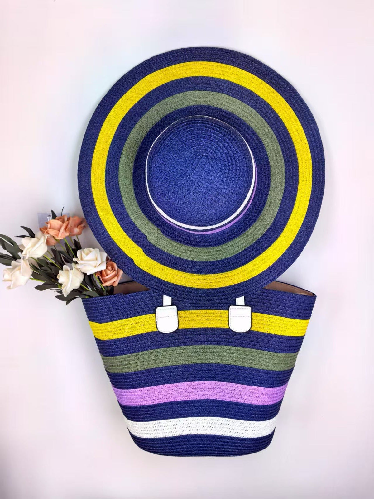 Beach bag with matching sun hat LoungeYard — product view 2