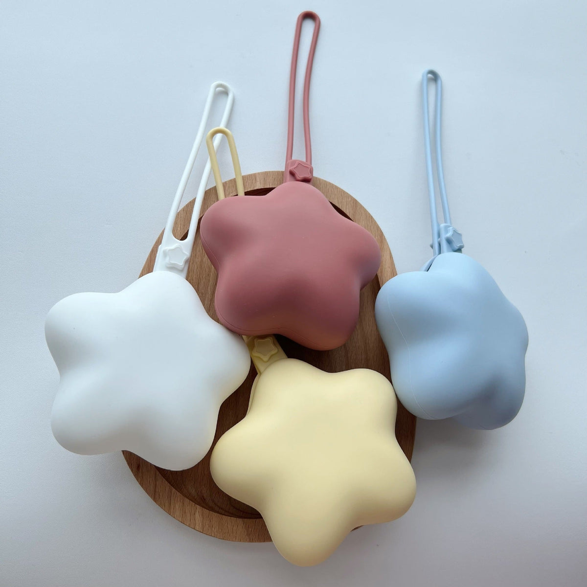 Silicone Star-Shaped Mini Pouch with Loop Strap — product view 4