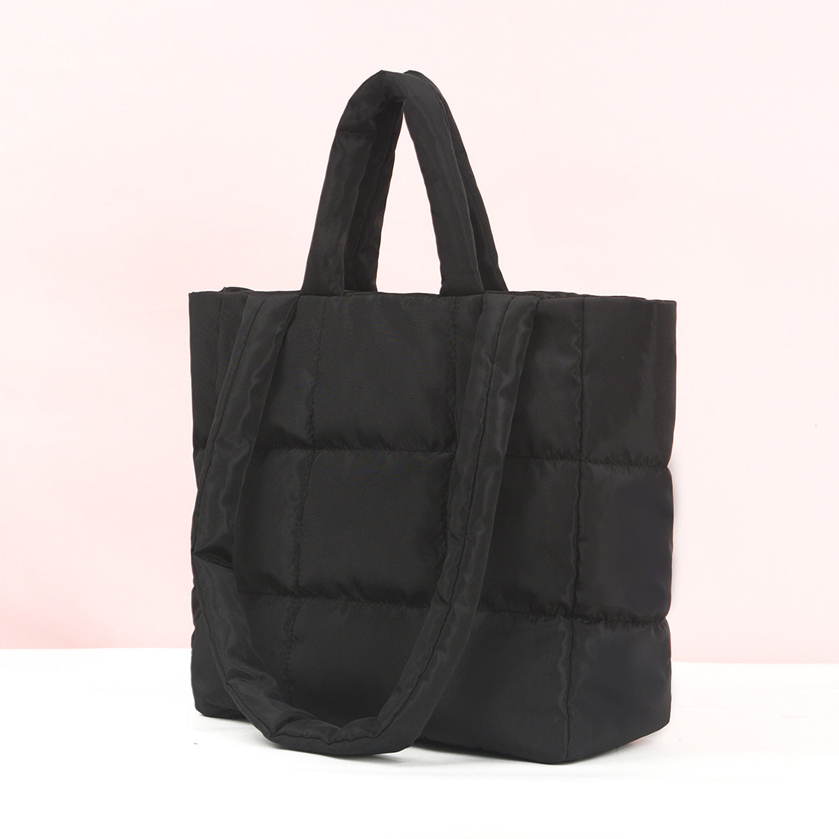 Padded shopping bag LoungeYard — product view 2