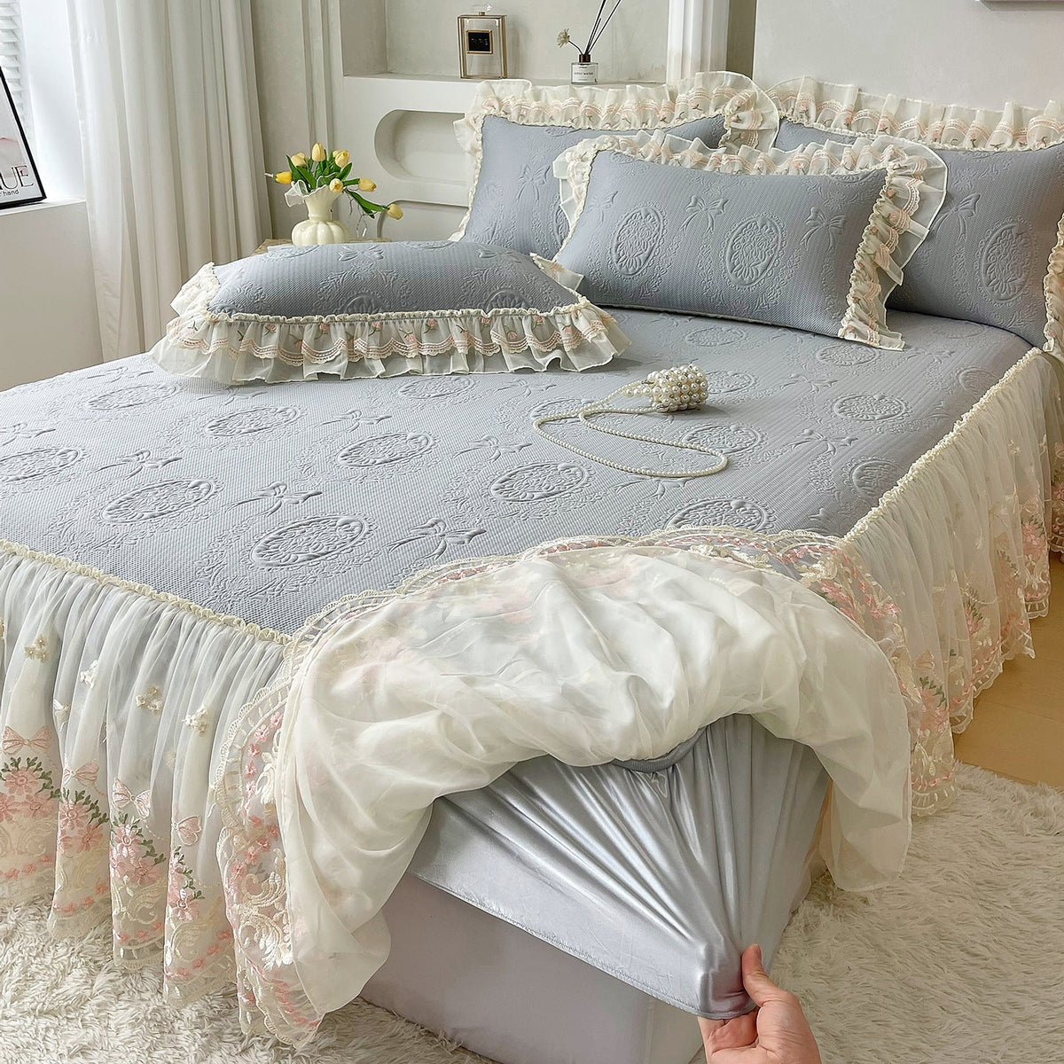 Elegant Ruffled Bedspread Set — product view 7