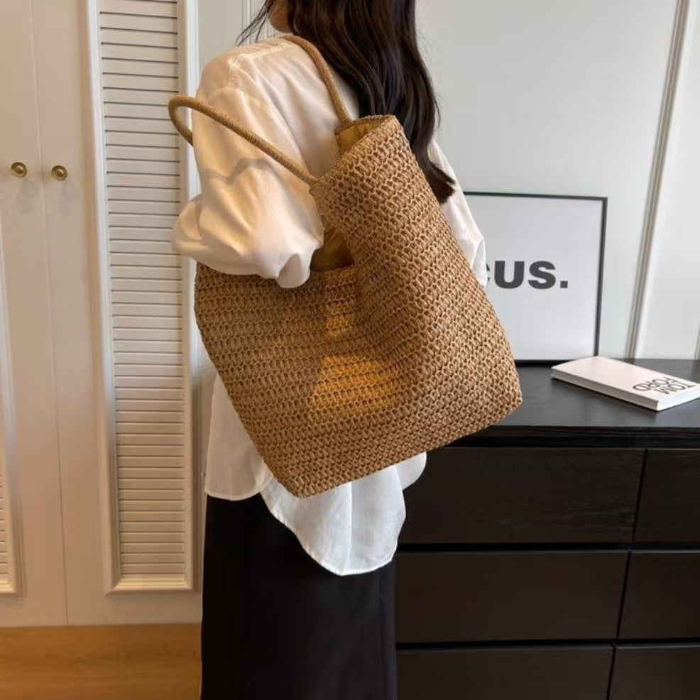 Stylish shopping bag LoungeYard — product view 2